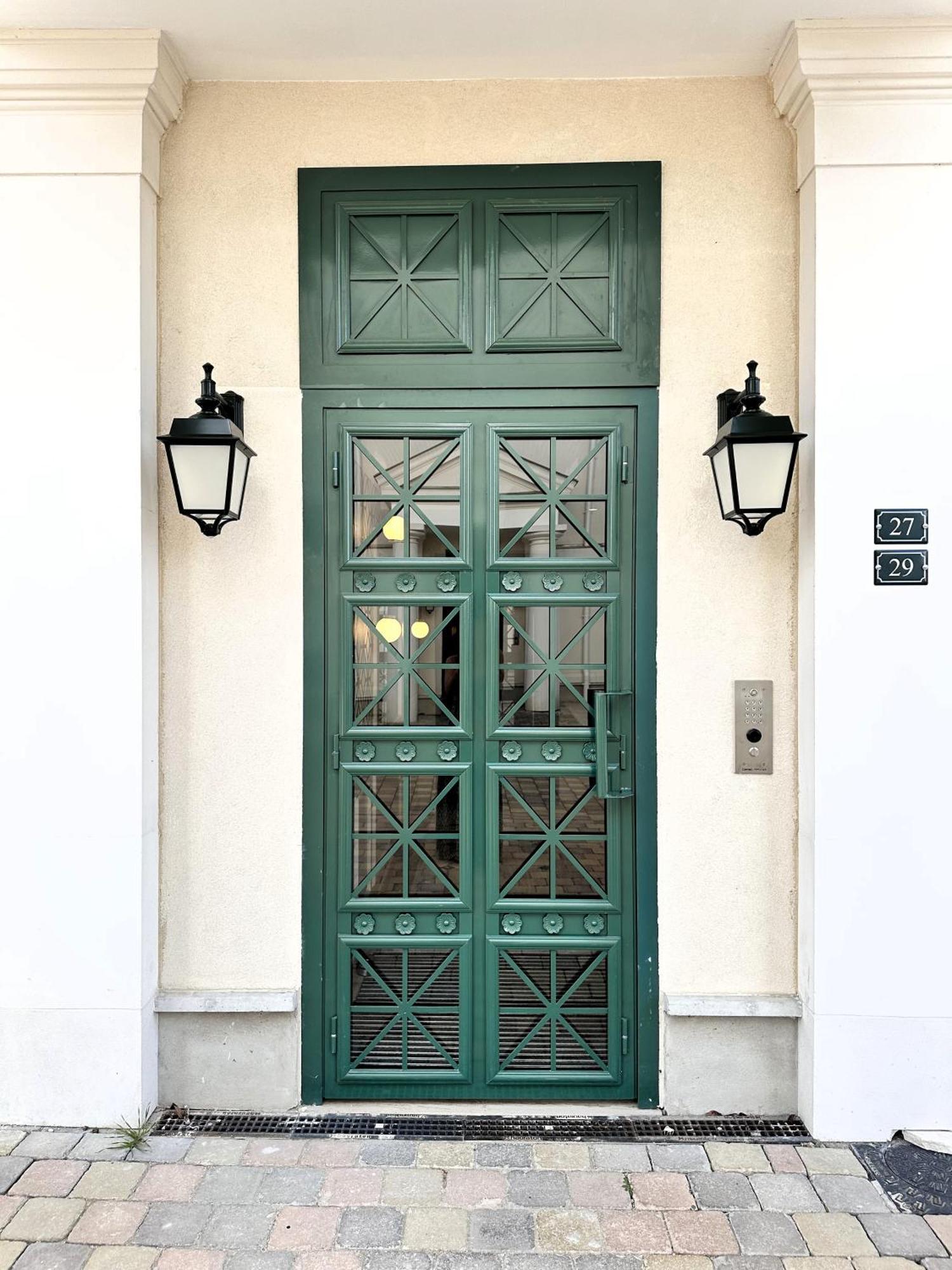 *New* Alba 6 Pax Appart 8Min Disney Серри Экстерьер фото